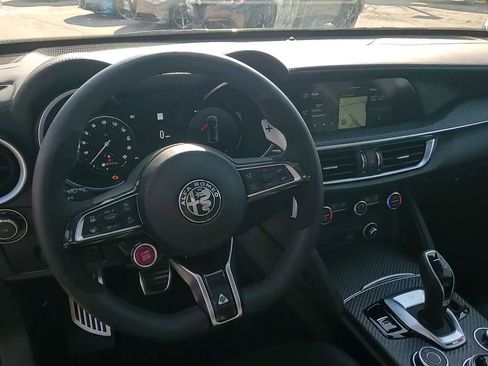Used 2024 Alfa Romeo Stelvio Quadrifoglio w/ Active Assist Plus Package image 33