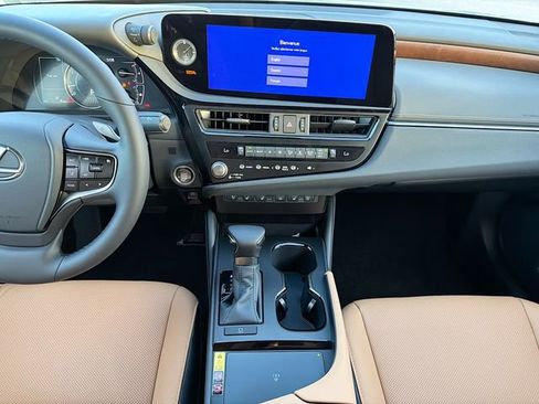 New 2025 Lexus ES 350 w/ Premium Package image 19
