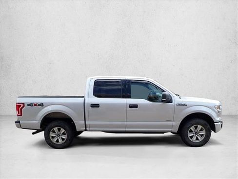Used 2015 Ford F150 XLT w/ Equipment Group 301A Mid AWD/4WD image 14
