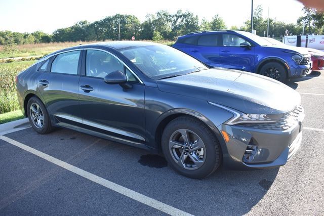 Used 2023 Kia K5 LXS FWD image 10