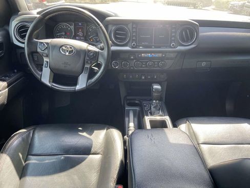 Used 2022 Toyota Tacoma TRD Pro image 11