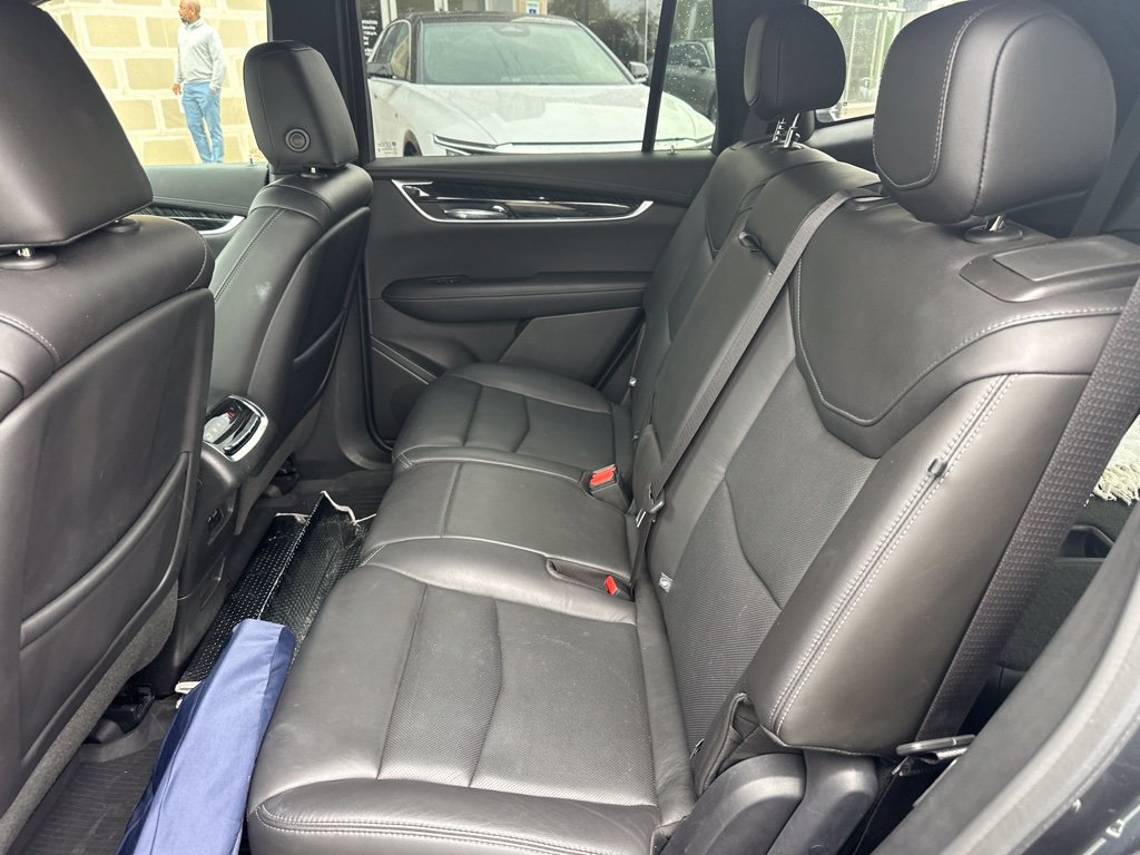 Used 2020 Cadillac XT6 Premium Luxury FWD image 18