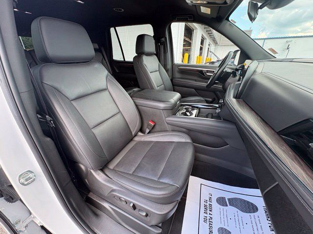 Used 2025 Chevrolet Tahoe LT AWD/4WD image 30