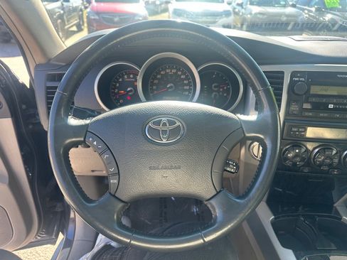 Used 2006 Toyota 4Runner Limited AWD/4WD image 15