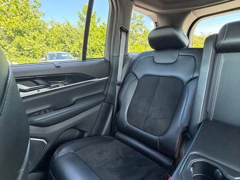 Certified 2023 Jeep Grand Cherokee Trailhawk w/ Advanced Protech Group II AWD/4WD image 17