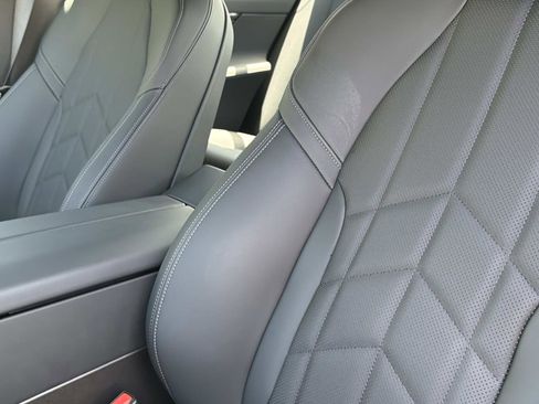 Certified 2026 BMW 530i RWD image 19