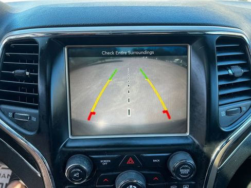 Used 2014 Jeep Grand Cherokee Limited AWD/4WD image 17