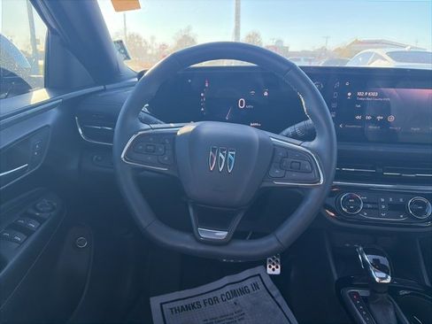 Used 2025 Buick Envista Sport Touring w/ Convenience I Package image 15