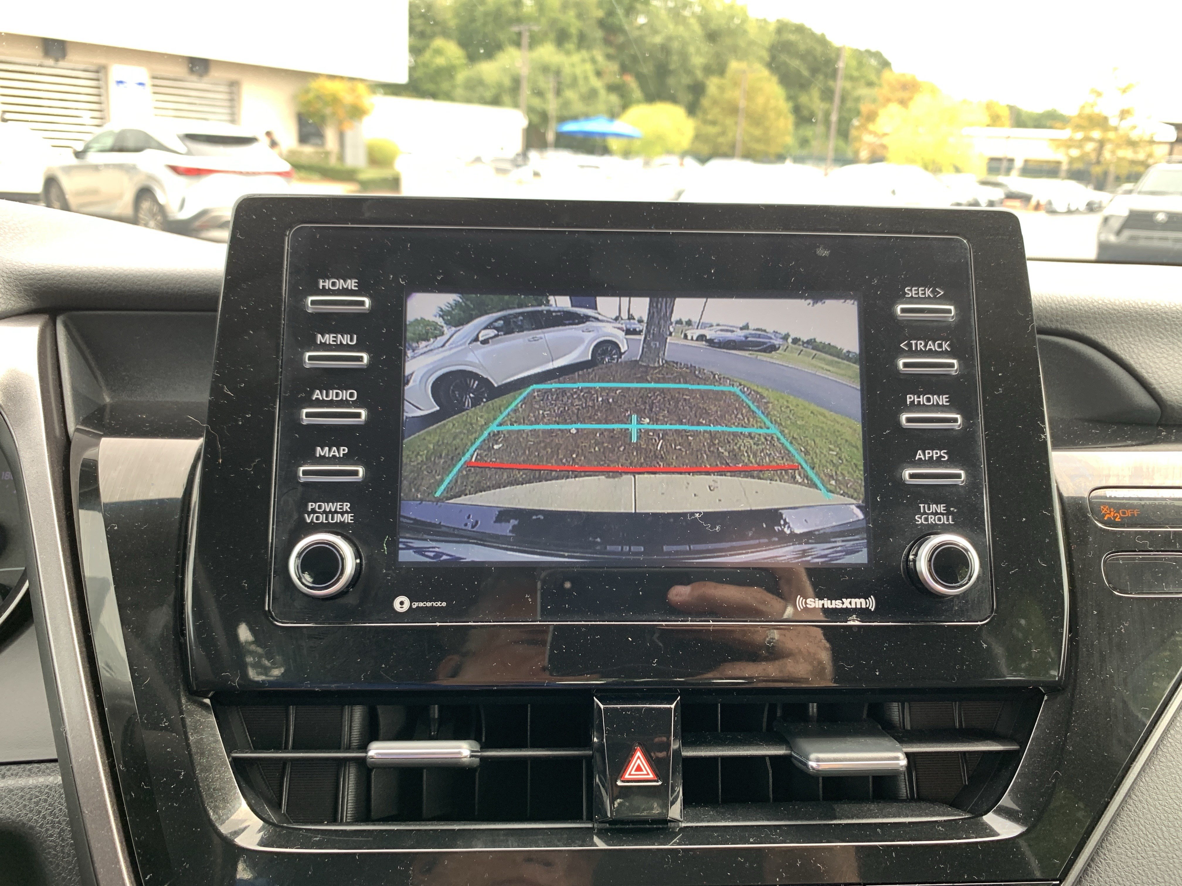 Used 2021 Toyota Camry SE FWD image 25