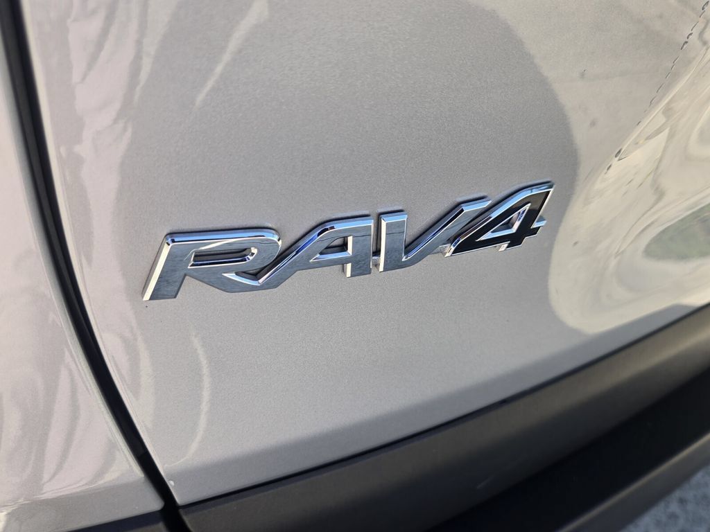 Used 2025 Toyota RAV4 XLE Premium FWD image 12