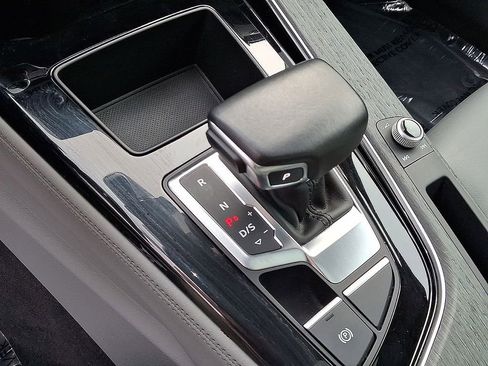 Used 2021 Audi A4 2.0T Premium Plus w/ Premium Plus Package image 12