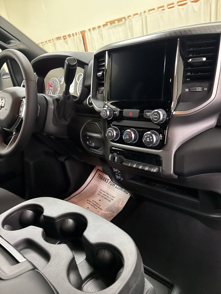 New 2026 RAM 2500 Big Horn AWD/4WD image 20