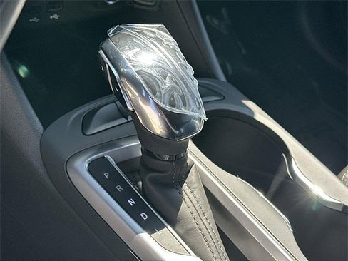 New 2025 Buick Envista Preferred image 12