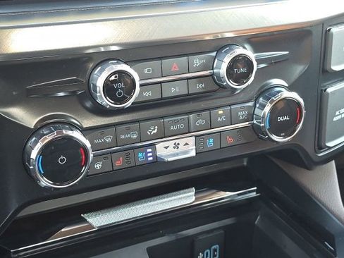 Used 2025 Ford F250 King Ranch w/ Chrome Package AWD/4WD image 36