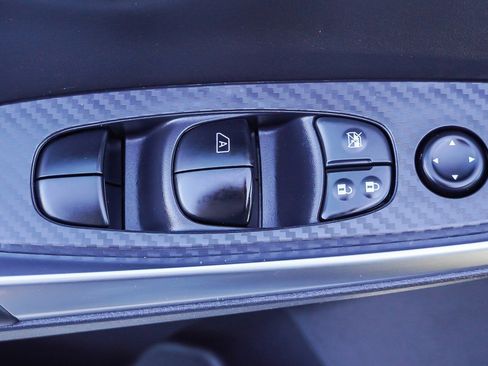 Used 2024 Nissan Sentra SR w/ SR Premium Package image 19