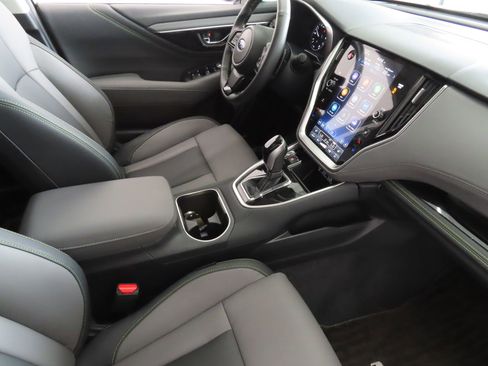 Certified 2025 Subaru Outback Onyx Edition image 24