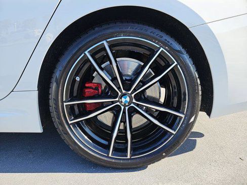 Certified 2024 BMW 330i 330i w/ M Sport Package image 34