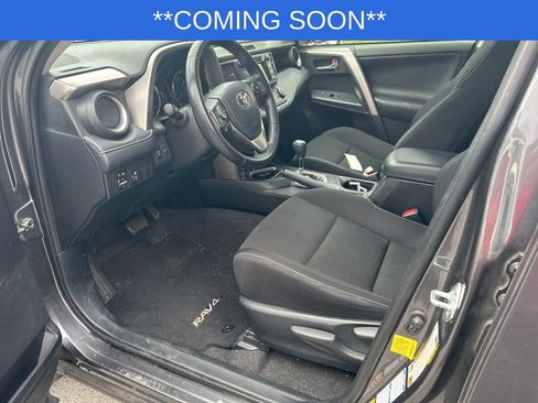 Used 2016 Toyota RAV4 XLE AWD/4WD image 9