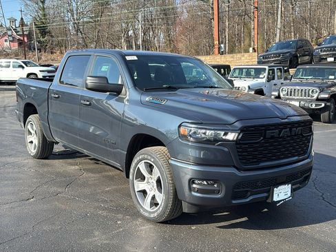 New 2026 RAM 1500 Express image 3