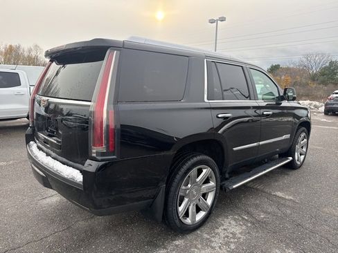 Used 2019 Cadillac Escalade Premium Luxury image 6