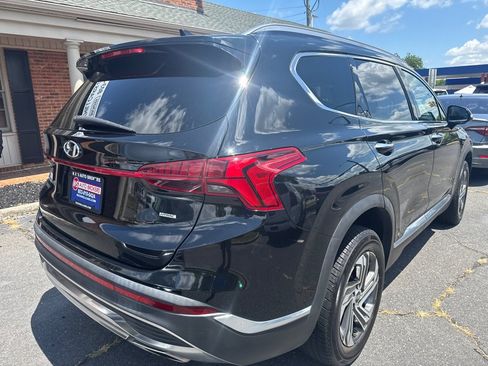 Used 2021 Hyundai Santa Fe SEL w/ Convenience Package AWD/4WD image 5