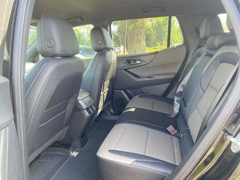 New 2026 Chevrolet Equinox LT w/ Convenience Package II image 12