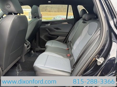 New 2026 Volkswagen Tiguan SE R-Line image 22