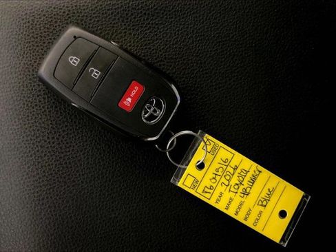 Used 2026 Toyota 4Runner SR5 AWD/4WD image 11