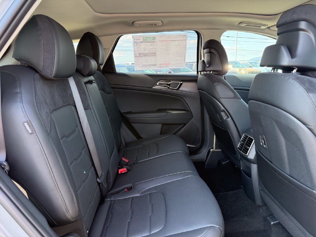 New 2026 Kia Sportage SX AWD/4WD image 13