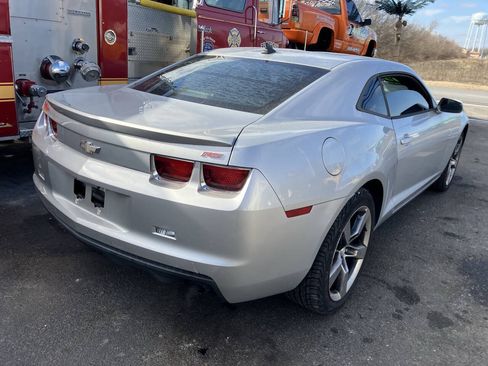 Used 2010 Chevrolet Camaro LT w/ RS Package RWD image 8
