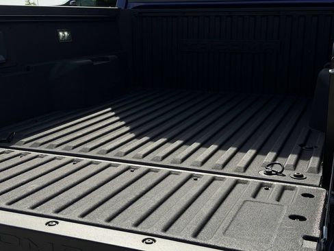 Used 2025 Toyota Tacoma Limited AWD/4WD image 29