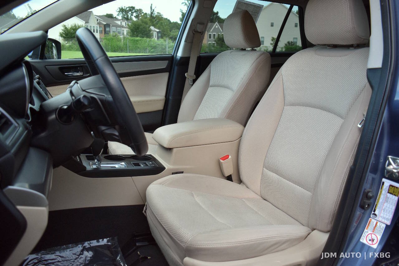Used 2017 Subaru Outback 2.5i Premium AWD/4WD image 12