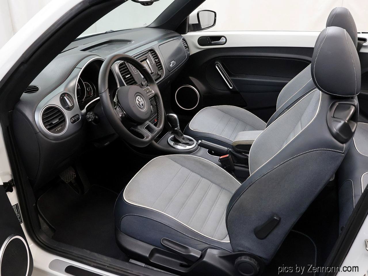 Used 2016 Volkswagen Beetle 1.8T Denim FWD image 12