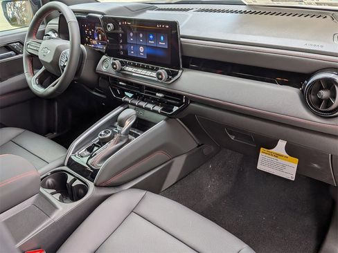 New 2026 Chevrolet Colorado Z71 w/ Z71 Convenience Package 2 image 25