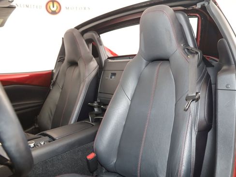 Used 2019 MAZDA MX-5 Miata RF Grand Touring RWD image 29