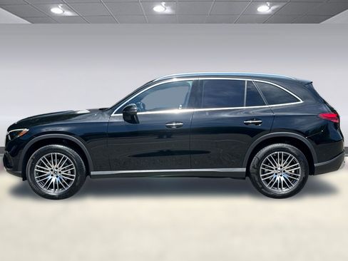 Used 2026 Mercedes-Benz GLC 300 4MATIC image 2