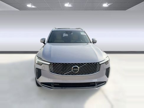 New 2026 Volvo XC90 B6 Plus w/ Protection Package Premier image 6