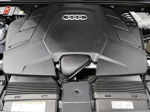 Used 2020 Audi Q8 Prestige w/ Prestige Package AWD/4WD image 40