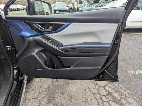 Used 2019 Subaru Crosstrek Hybrid w/ Moonroof Package w/Navigation AWD/4WD image 38