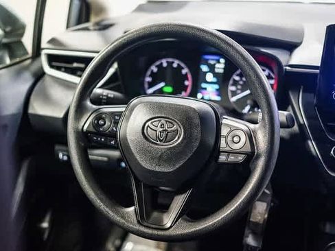 Certified 2025 Toyota Corolla LE image 16