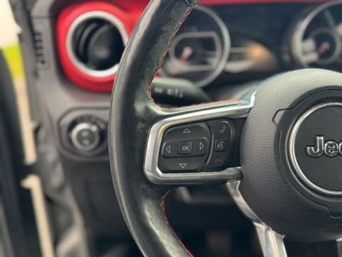 Used 2021 Jeep Gladiator Rubicon image 15