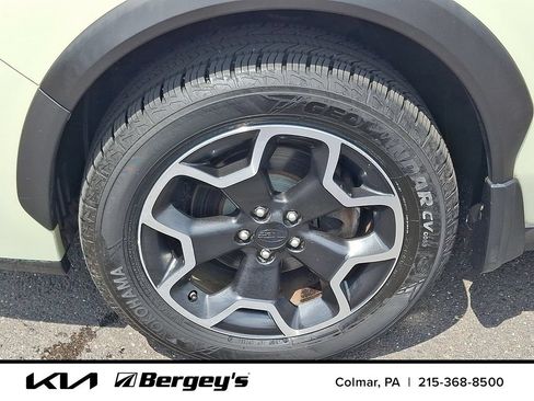 Used 2013 Subaru Crosstrek 2.0i Premium w/ Popular Pkg 1 AWD/4WD image 10