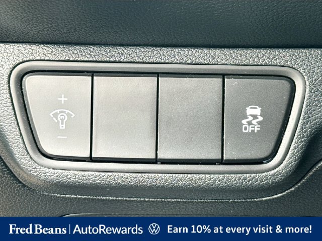 Used 2023 Kia Forte LXS FWD image 15