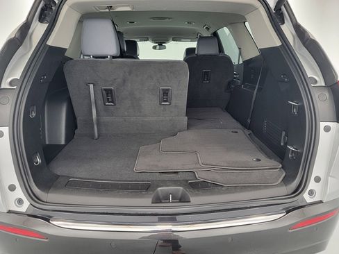 Used 2020 Buick Enclave Essence image 31