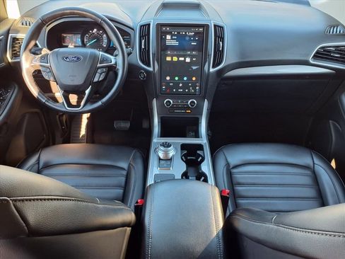 Used 2024 Ford Edge SEL image 10