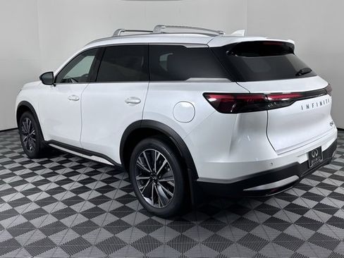 Certified 2026 INFINITI QX60 Luxe w/ Family Package image 5