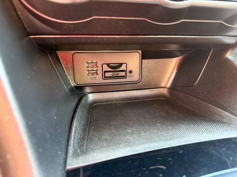 Used 2016 MAZDA MAZDA3 i Sport FWD image 21