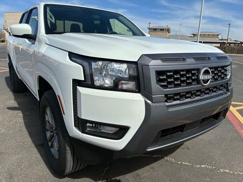 Certified 2025 Nissan Frontier SV w/ SV Convenience Package image 8