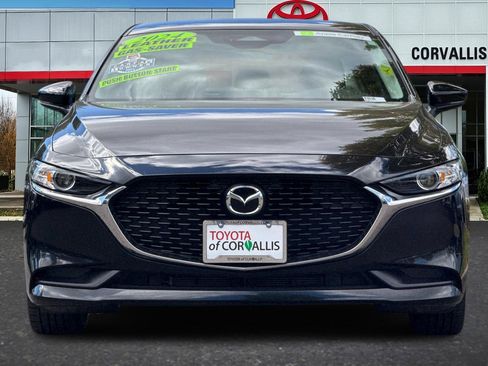 Used 2024 MAZDA MAZDA3 s FWD image 9