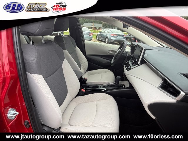Used 2021 Toyota Corolla LE FWD image 14
